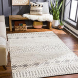 Surya Santa Barbara SBB-2303 3' x 5' Rug