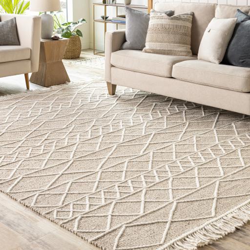 Surya Uttar UTT-2304 2' x 3' Rug