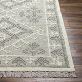Surya Valerie VLA-2305 Charcoal Medium Gray 2' x 3' Rug