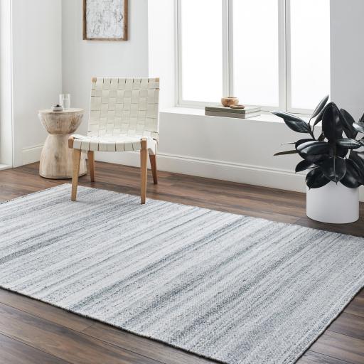 Surya Verna VRA-2301 2' x 3' Rug