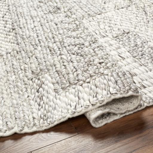 Surya Vesta VST-2300 12' x 15' Rug