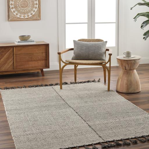Surya Vivian VVI-2302 2' x 3' Rug