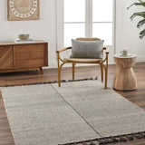 Surya Vivian VVI-2302 2' x 3' Rug
