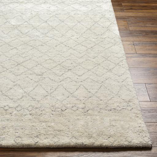Surya Zara ZAR-2306 8' x 10' Rug