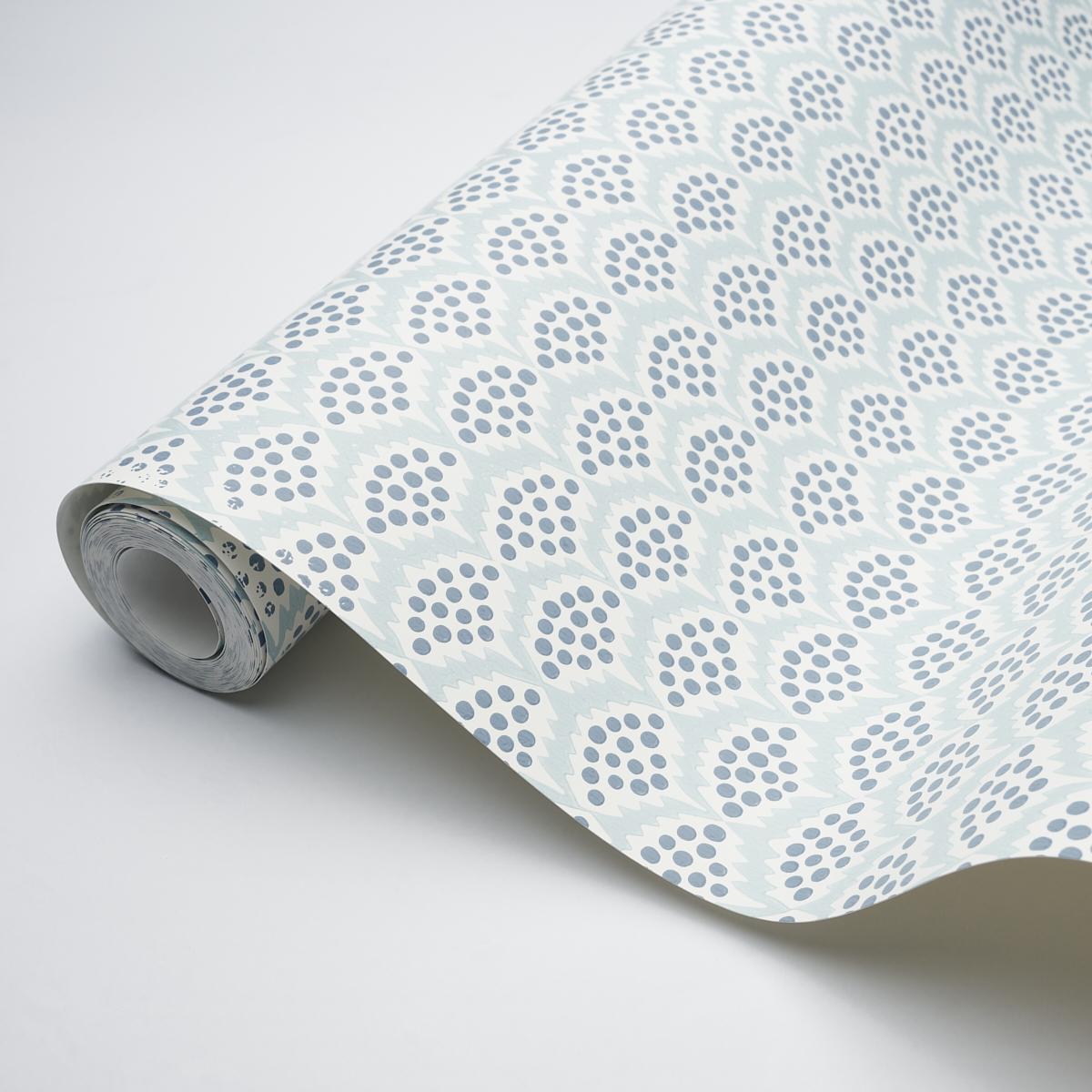 Schumacher Pollen Delft Wallpaper – DecoratorsBest