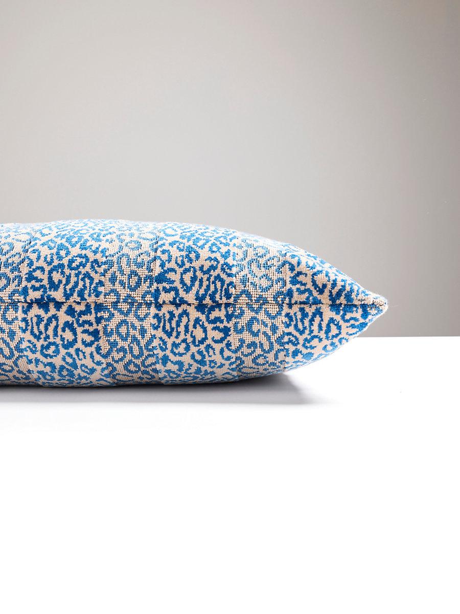 Scalamandre Corbet 22 X 22 - Blue Decorative Pillow