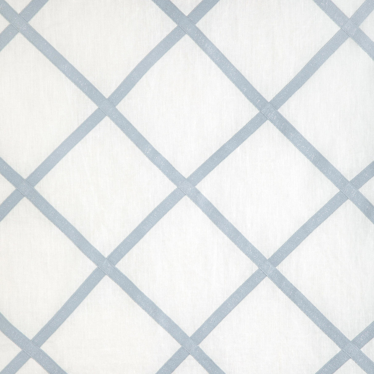 Kravet CRISSCROSS LUXE SEAMIST Fabric