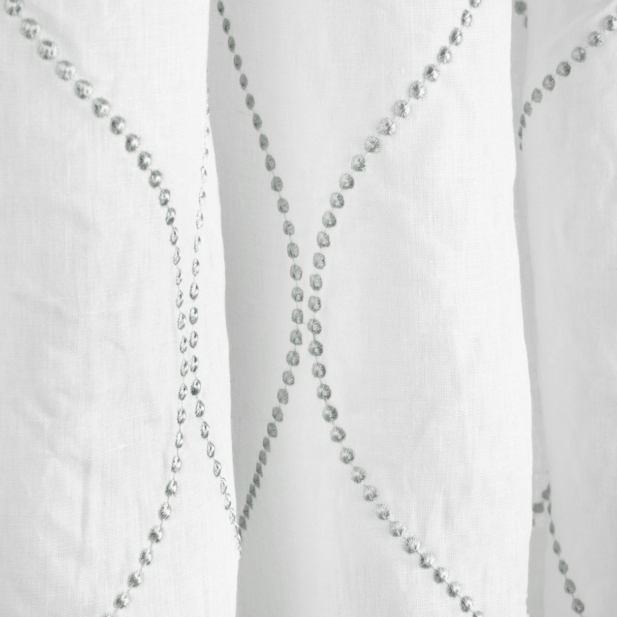 Kravet DESIGN 4004 52 Drapery Fabric