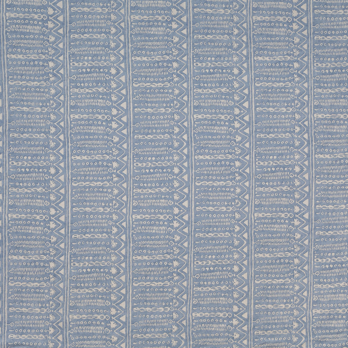 Lee Jofa BABY COLEBROOK BLUE Fabric