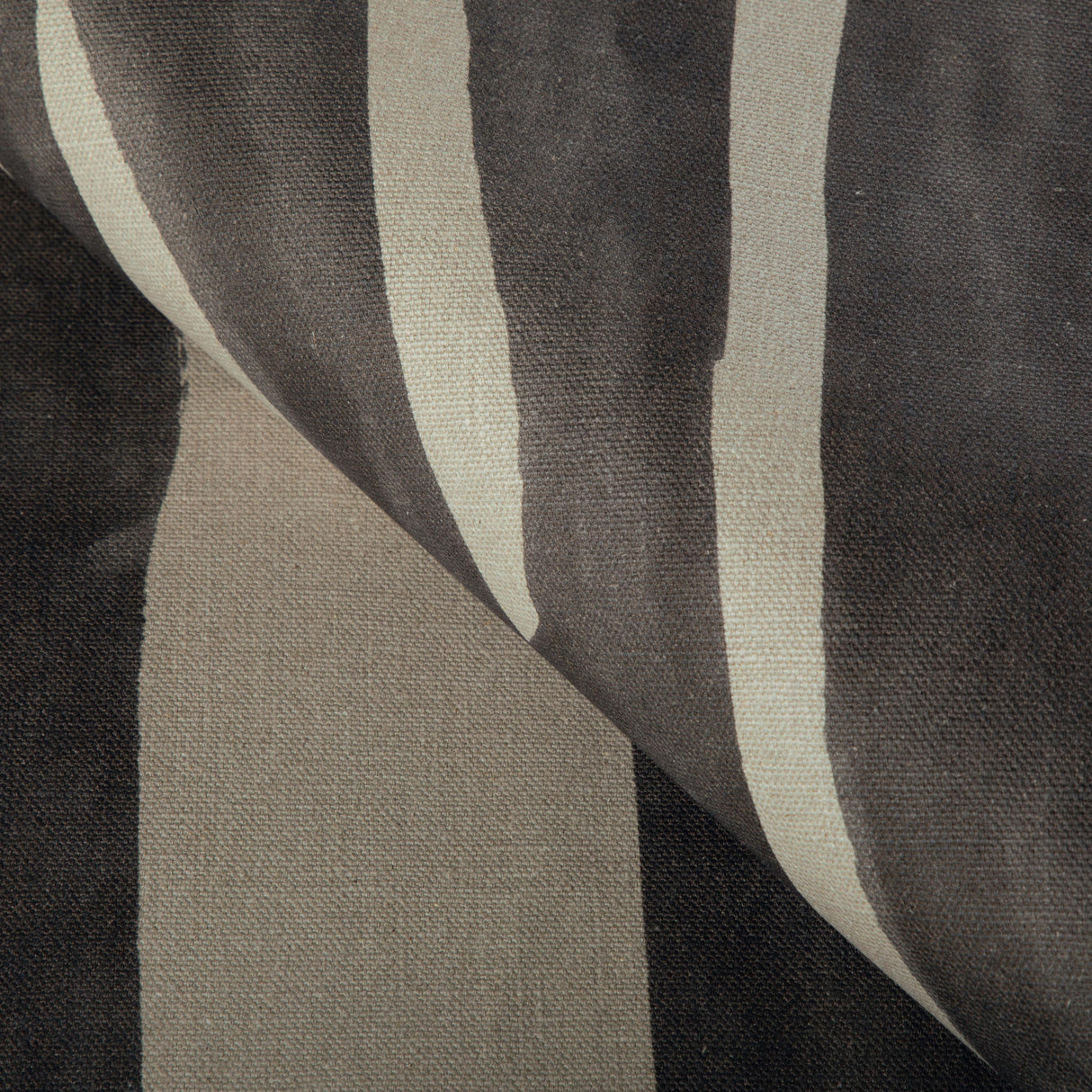 Lee Jofa INTARGIA RAVEN Fabric