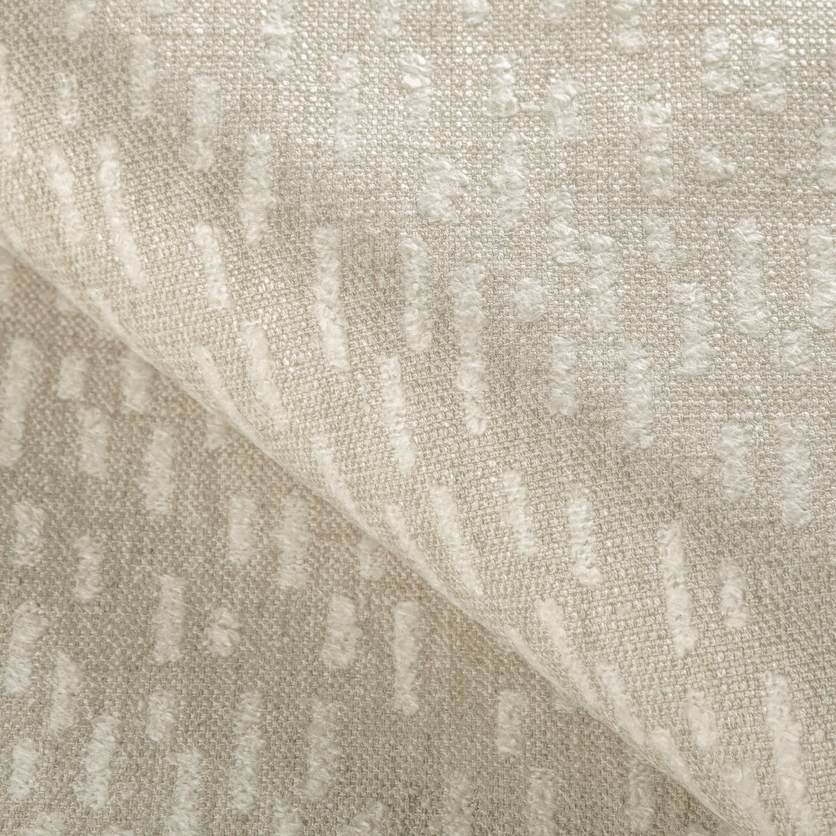 Lee Jofa SLEW OATMEAL Upholstery Fabric