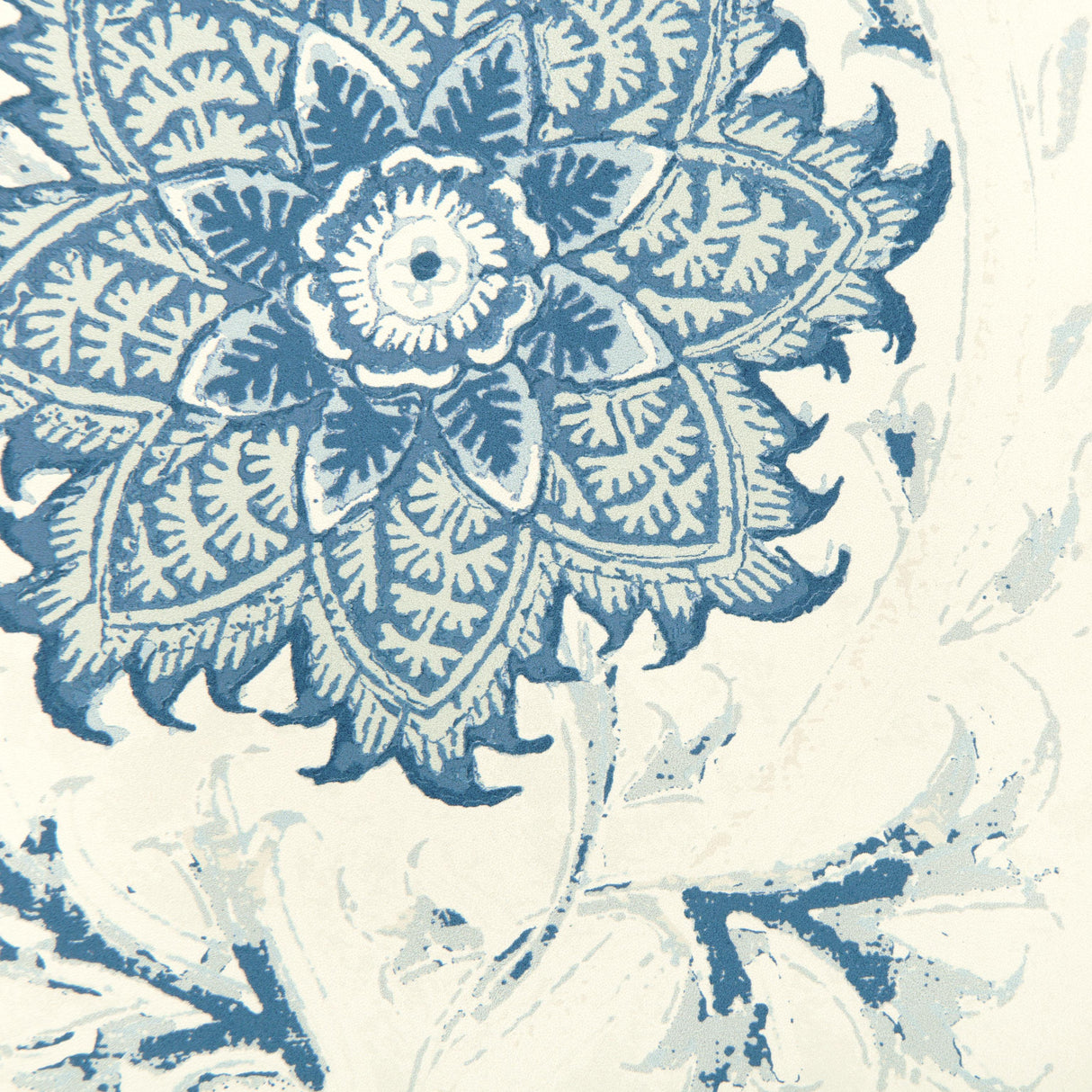 Lee Jofa CALICO VINE WP PORCELAIN Wallpaper