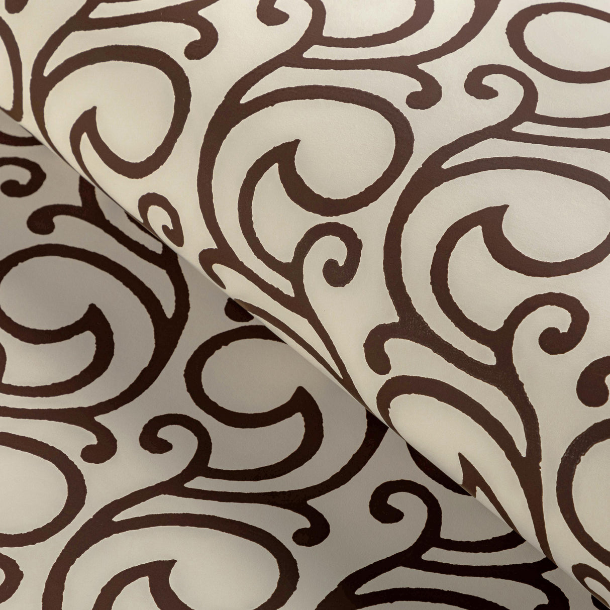 Lee Jofa SERENDIPITY SCROLL WP TEA Wallpaper