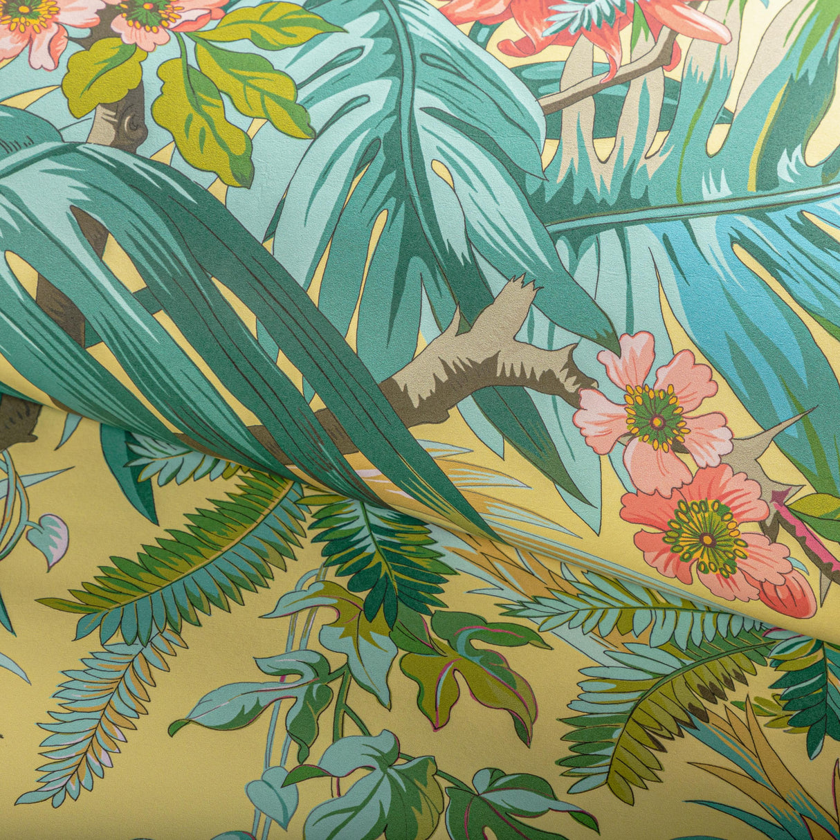 Brunschwig & Fils MAJORELLE SUN Wallpaper