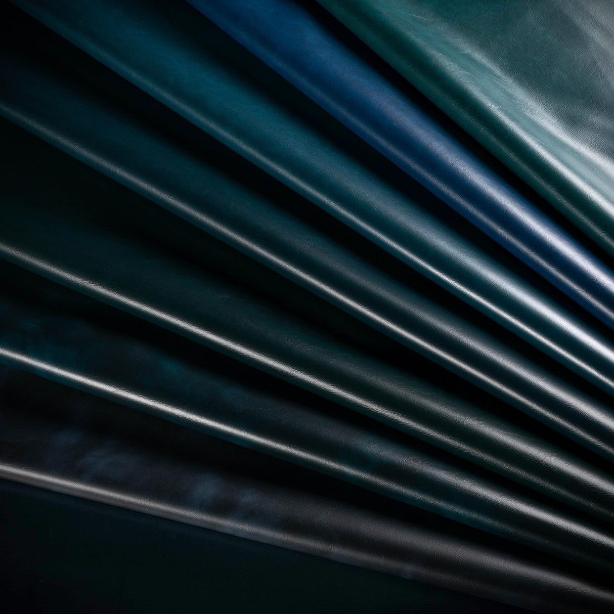 Kravet RAMBLER THUNDER Upholstery Fabric