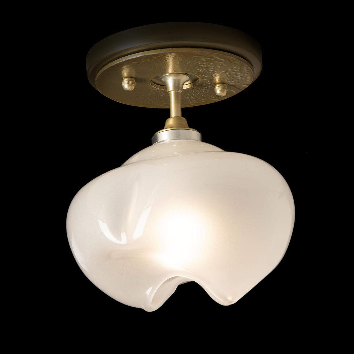 Hubbardton Forge 2022 Modern Brass Modern Brass Frosted Glass (FD) Ume 1-Light Semi-Flush