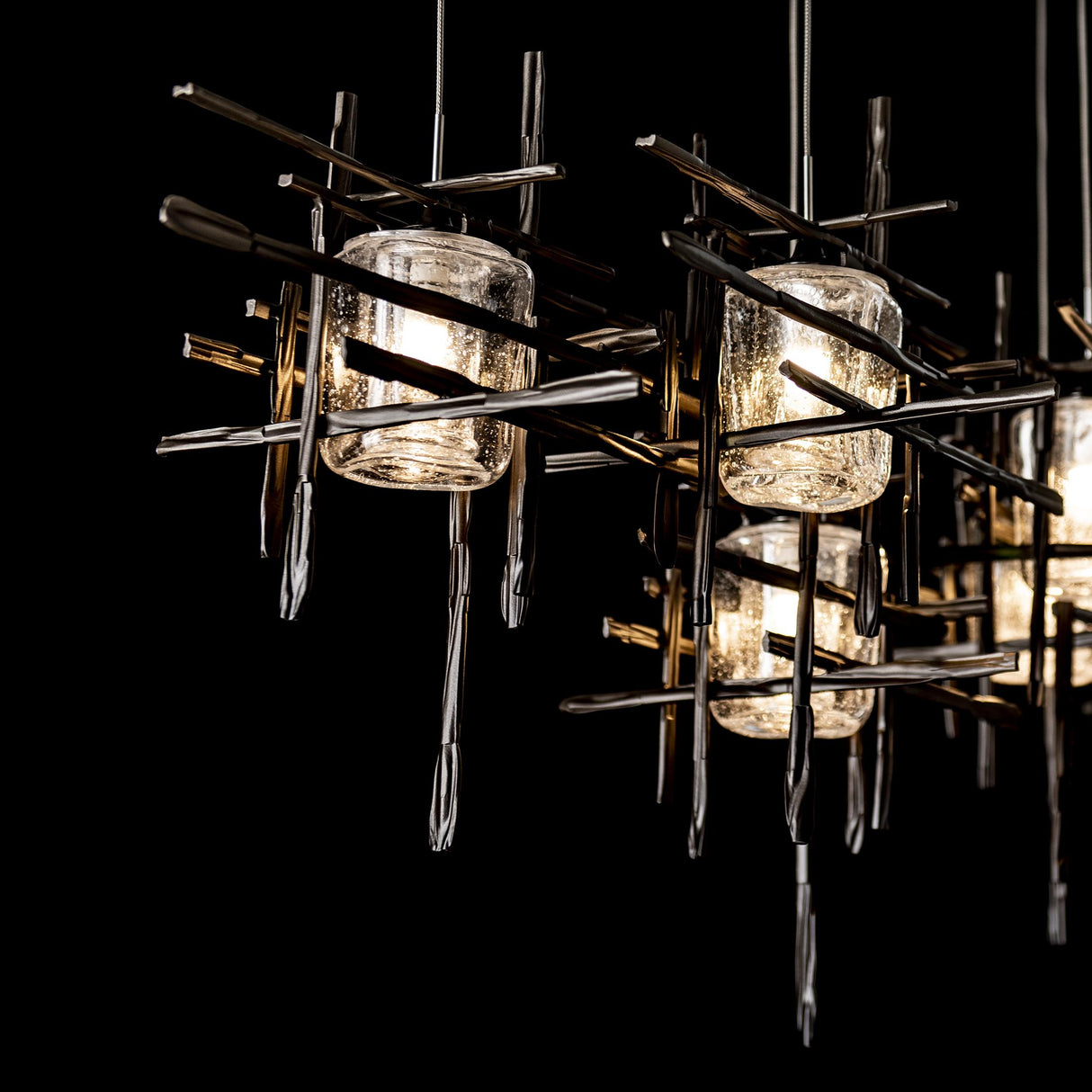 Hubbardton Forge 2022 Dark Smoke Seeded Clear Glass (II) Standard Tura 7-Light Seeded Glass Pendant