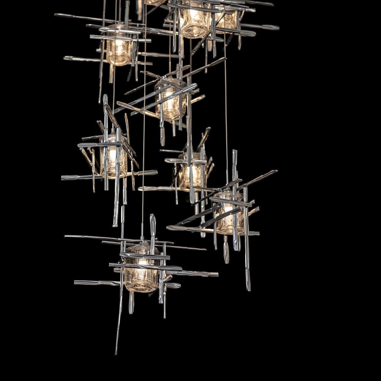 Hubbardton Forge 2022 Sterling Seeded Clear Glass (II) Standard Tura 9-Light Seeded Glass Pendant