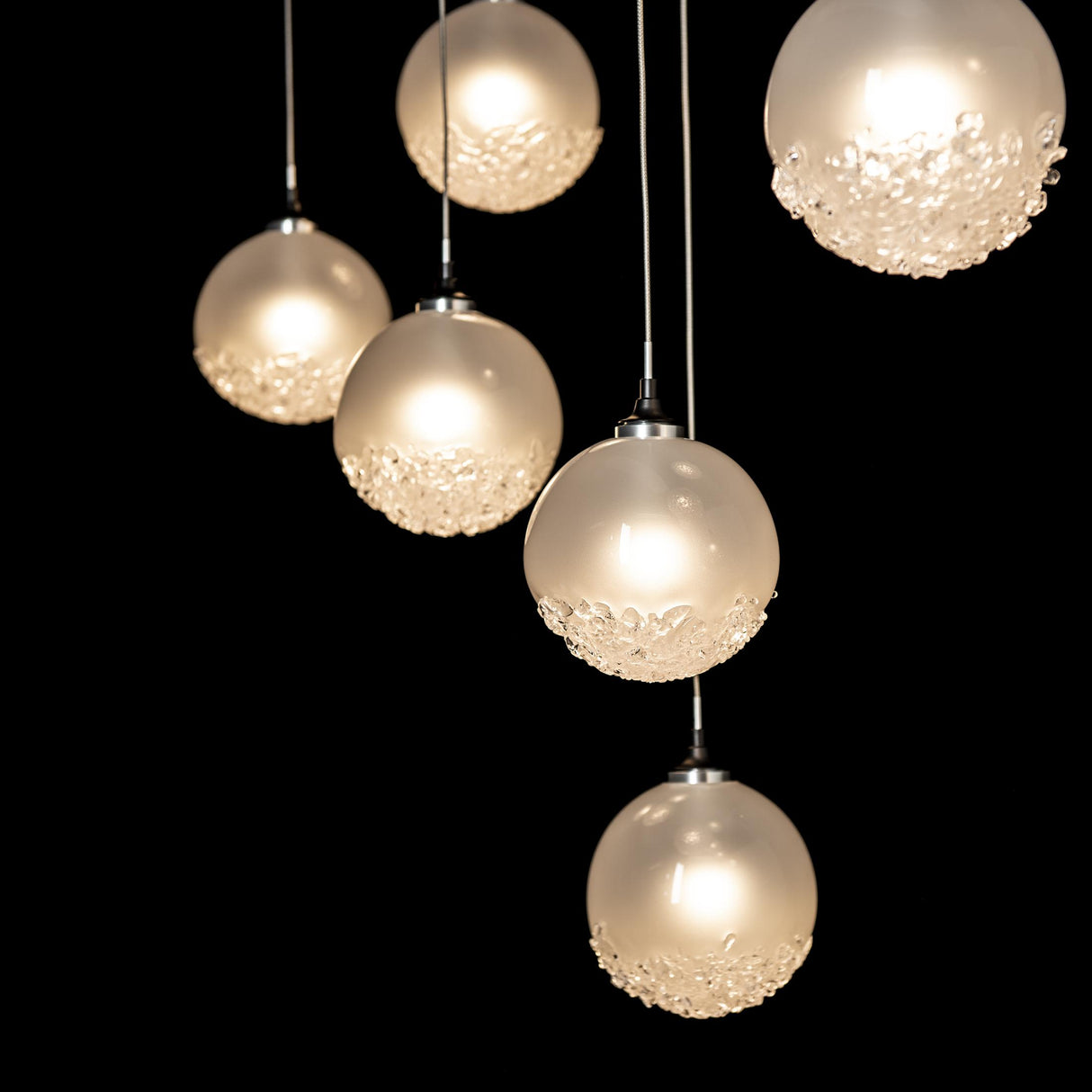 Hubbardton Forge 2023 Black Frosted Glass (FD) Standard Fritz Globe 10-Light Pendant