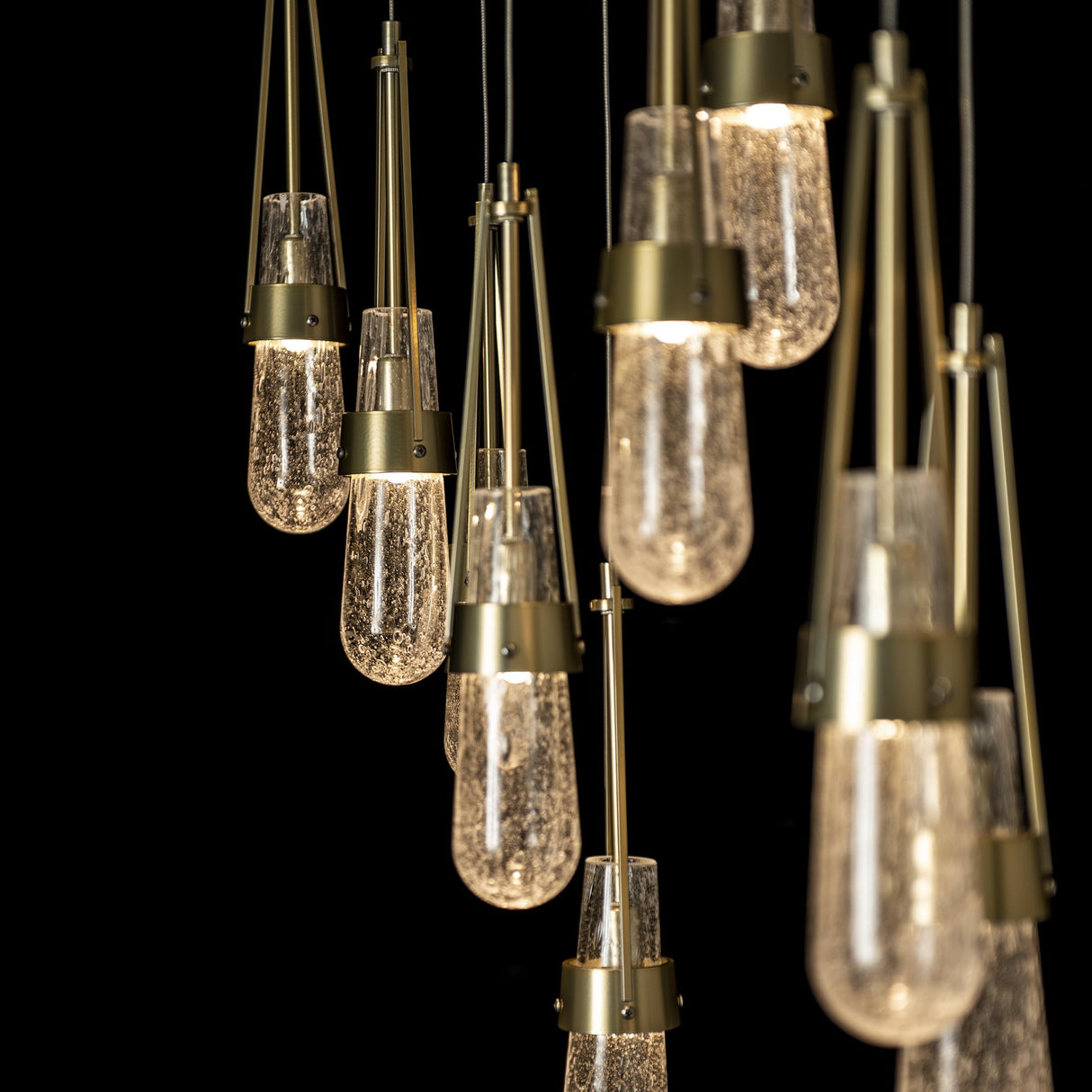 Hubbardton Forge 2022 Modern Brass Clear Bubble Glass (YG) Standard Link 10-Light Blown Glass Pendant