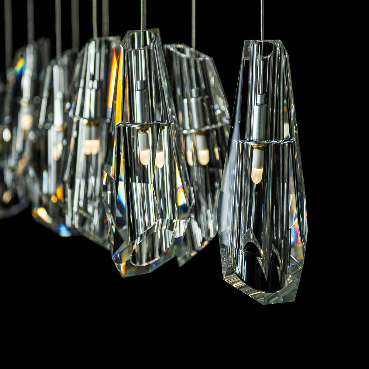 Hubbardton Forge 2022 Sterling Crystal Standard Luma 10-Light Large Crystal Pendant