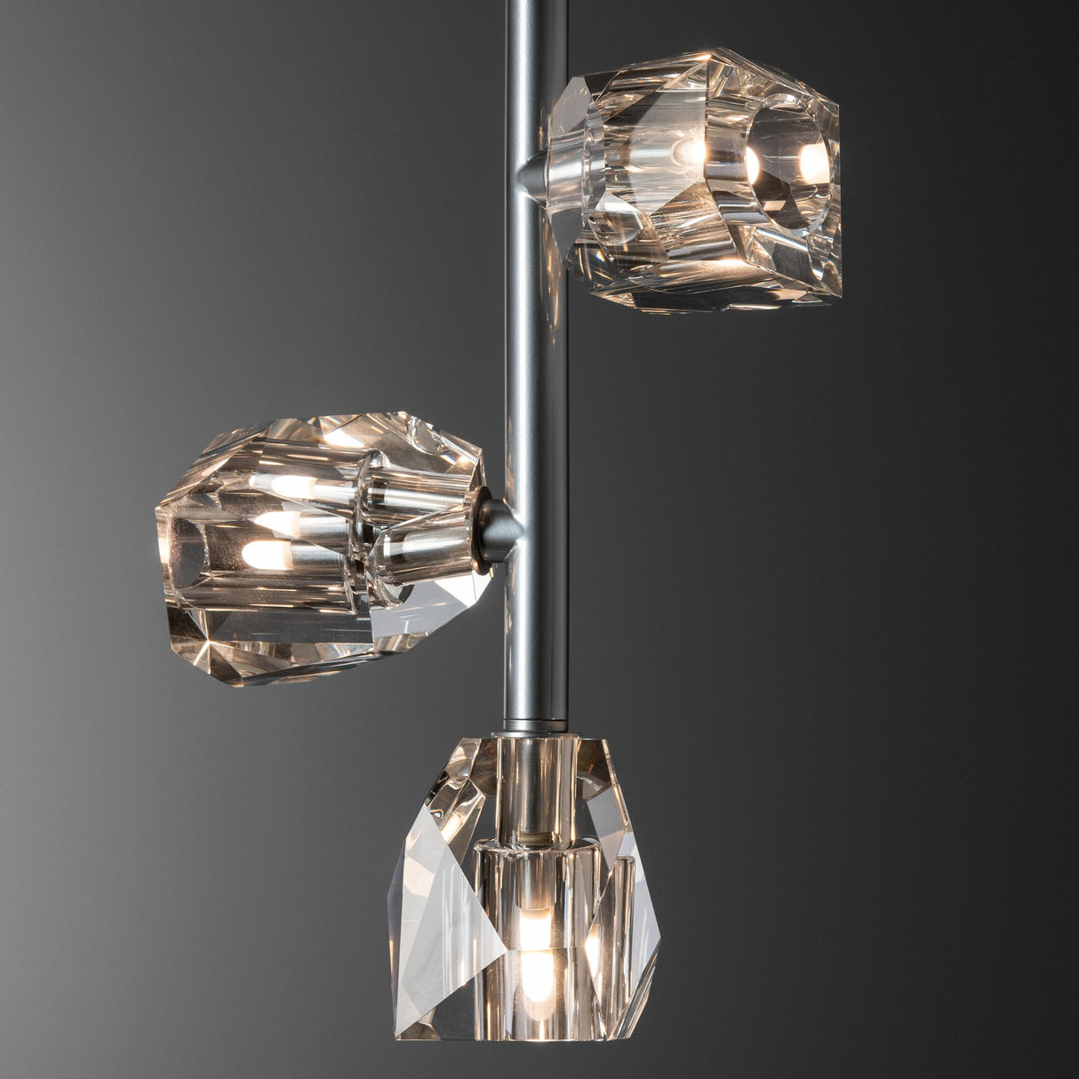 Hubbardton Forge 2022 Sterling Crystal Multi Gatsby 4-Light Vertical Pendant