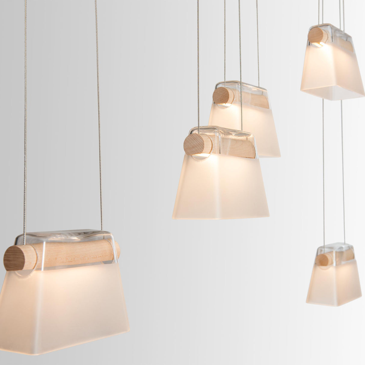 Hubbardton Forge 2018 Vintage Platinum Maple Wood Clear Glass with Frosted Diffuser (YE) Standard More Cowbell LED Pendant