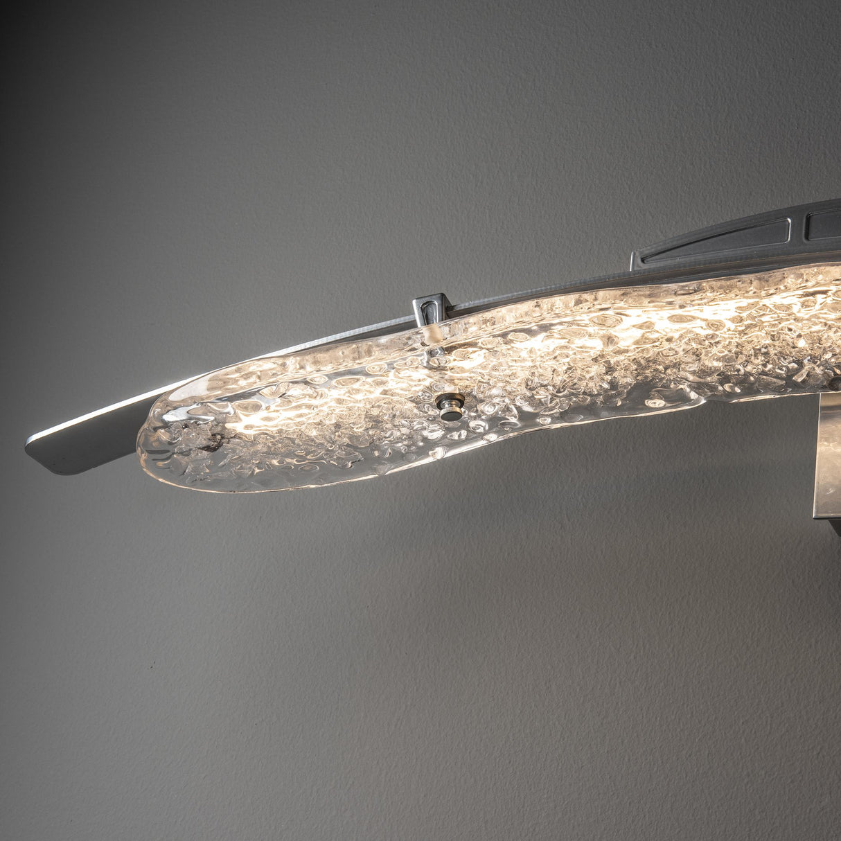Hubbardton Forge 2023 Sterling Clear Glass (ZM) Glissade LED Bath Sconce