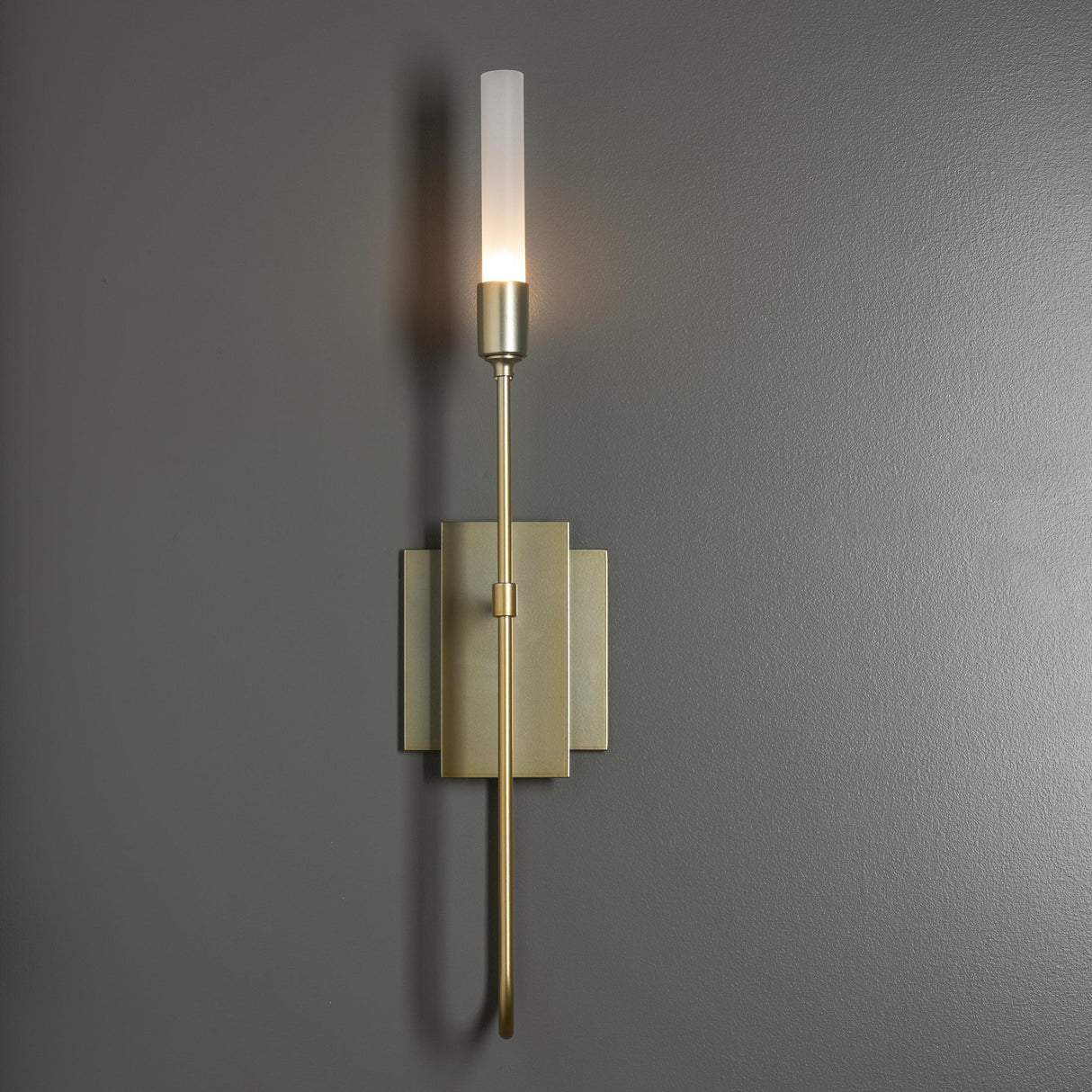 Hubbardton Forge 2014 Modern Brass Lisse 1 Light Sconce