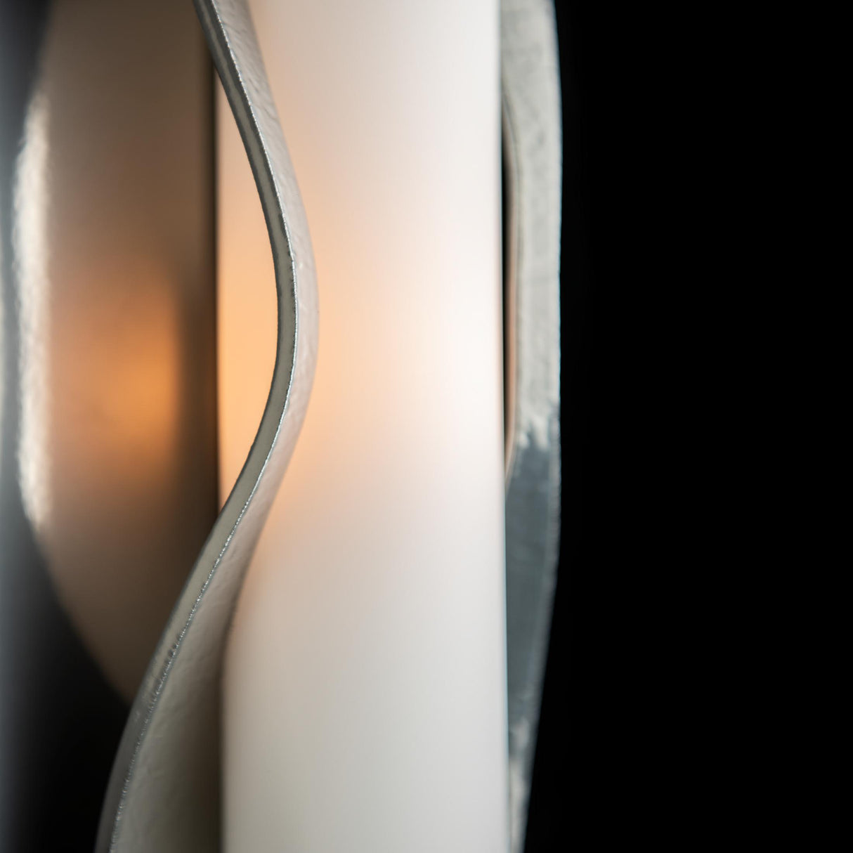 Hubbardton Forge 2011 Sterling Opal Glass (GG) Dune Sconce