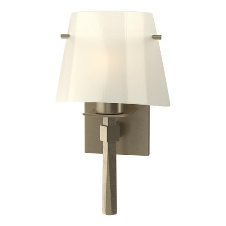 Hubbardton Forge 2010 Soft Gold Ivory Art Glass (CC) Beacon Hall Half Cone Glass Sconce