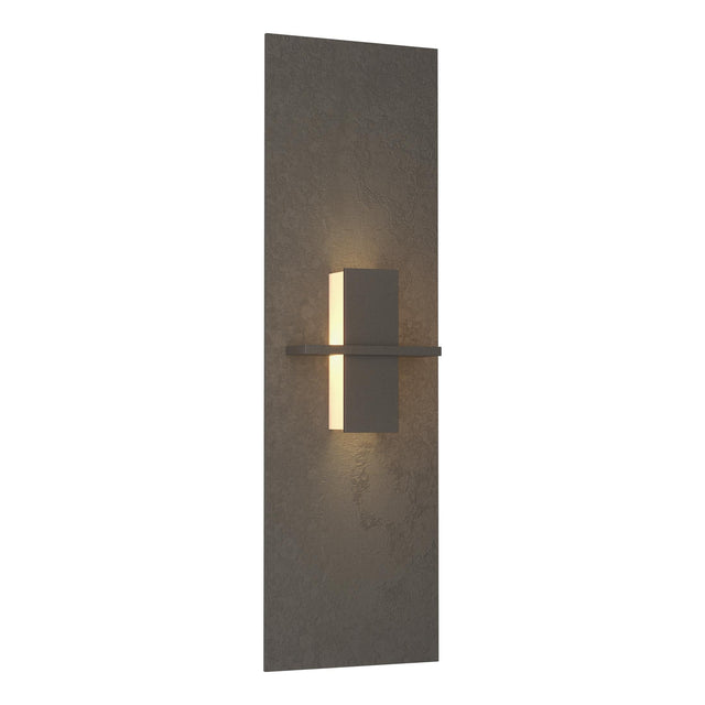 Hubbardton Forge 2010 Dark Smoke White Art Glass (BB) Aperture Vertical Sconce