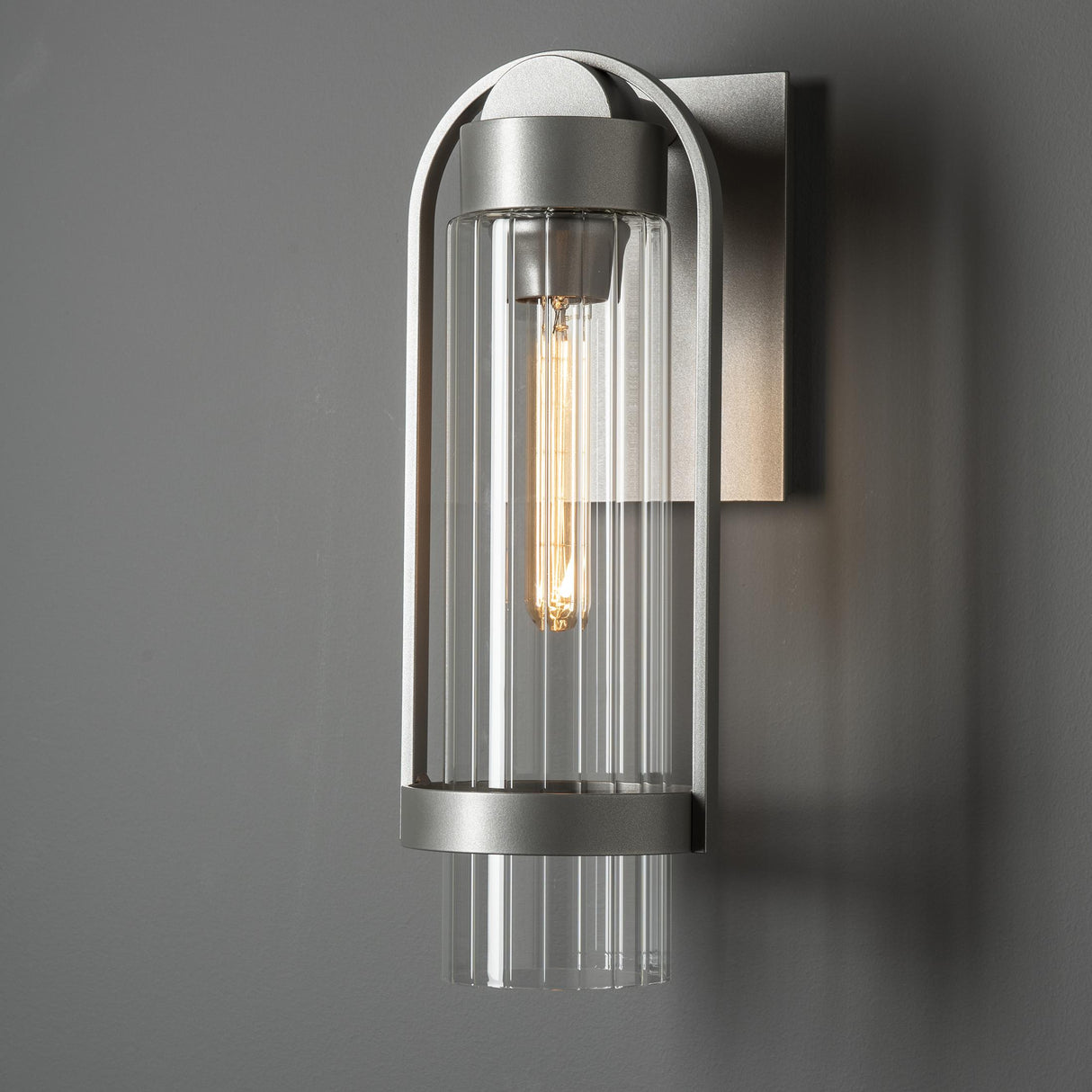 Hubbardton Forge 2023 Coastal Burnished Steel Clear Glass (ZM) Alcove Small Outdoor Sconce