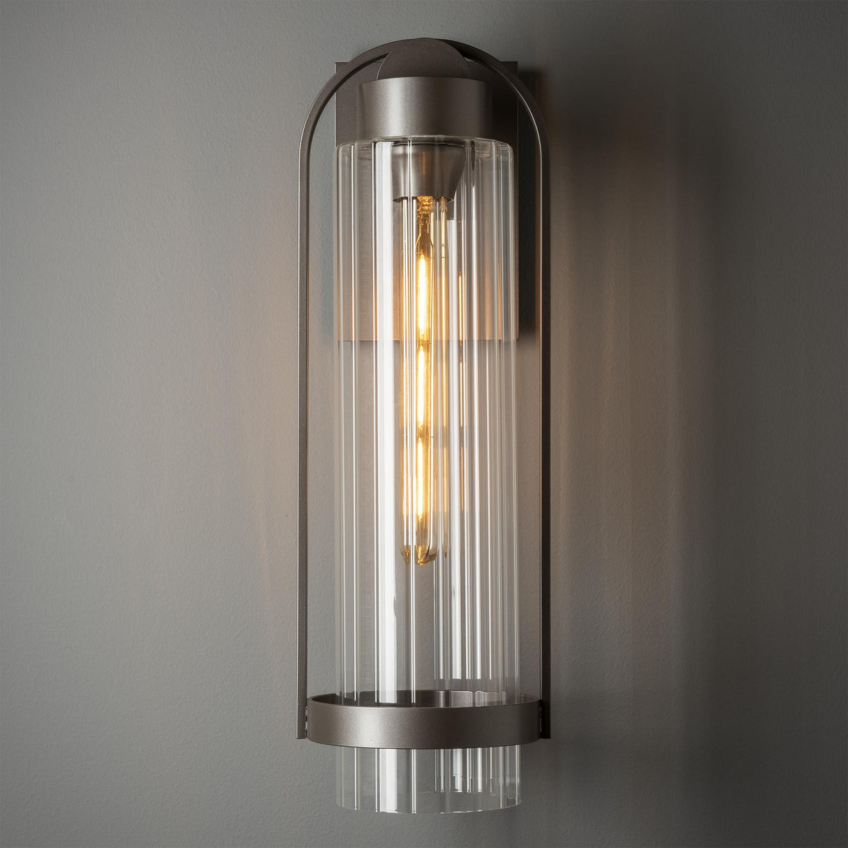 Hubbardton Forge 2023 Coastal Dark Smoke Clear Glass (ZM) Alcove Medium Outdoor Sconce