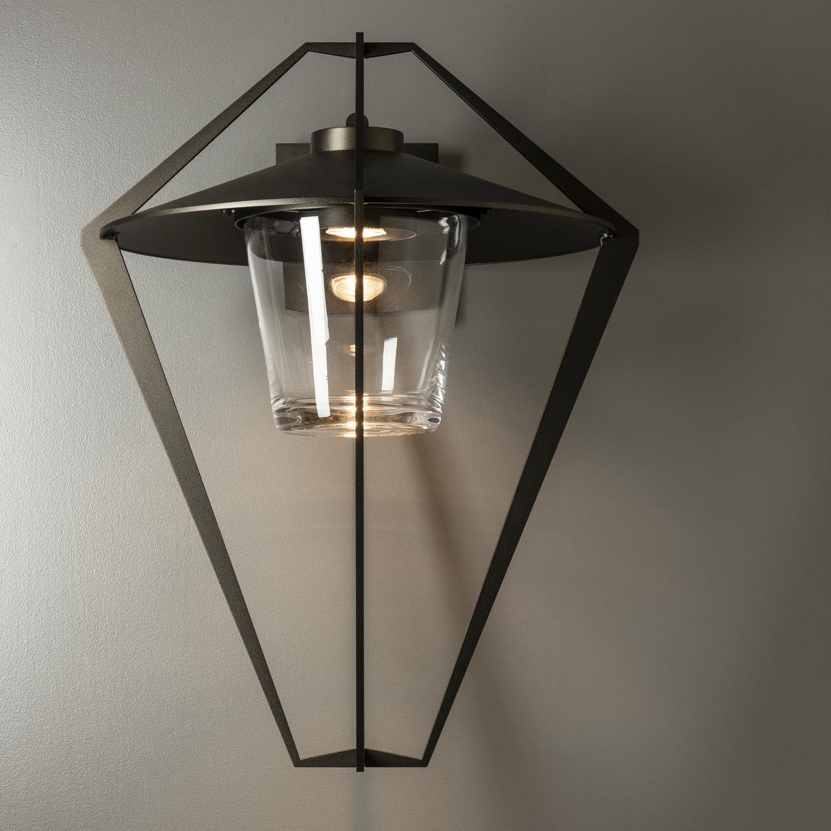 Hubbardton Forge 2022 Coastal Oil Rubbed Bronze Clear Glass (ZM) Stellar Large Outdoor Sconce