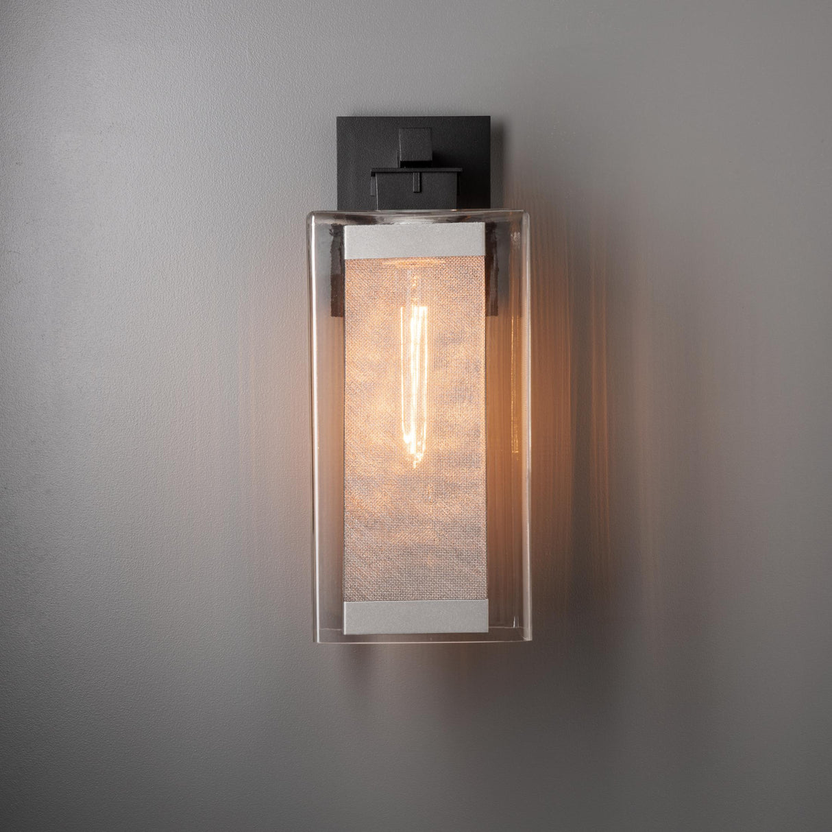 Hubbardton Forge 2021 Coastal Black Coastal Silver Clear Glass (ZM) Polaris Outdoor Large Sconce