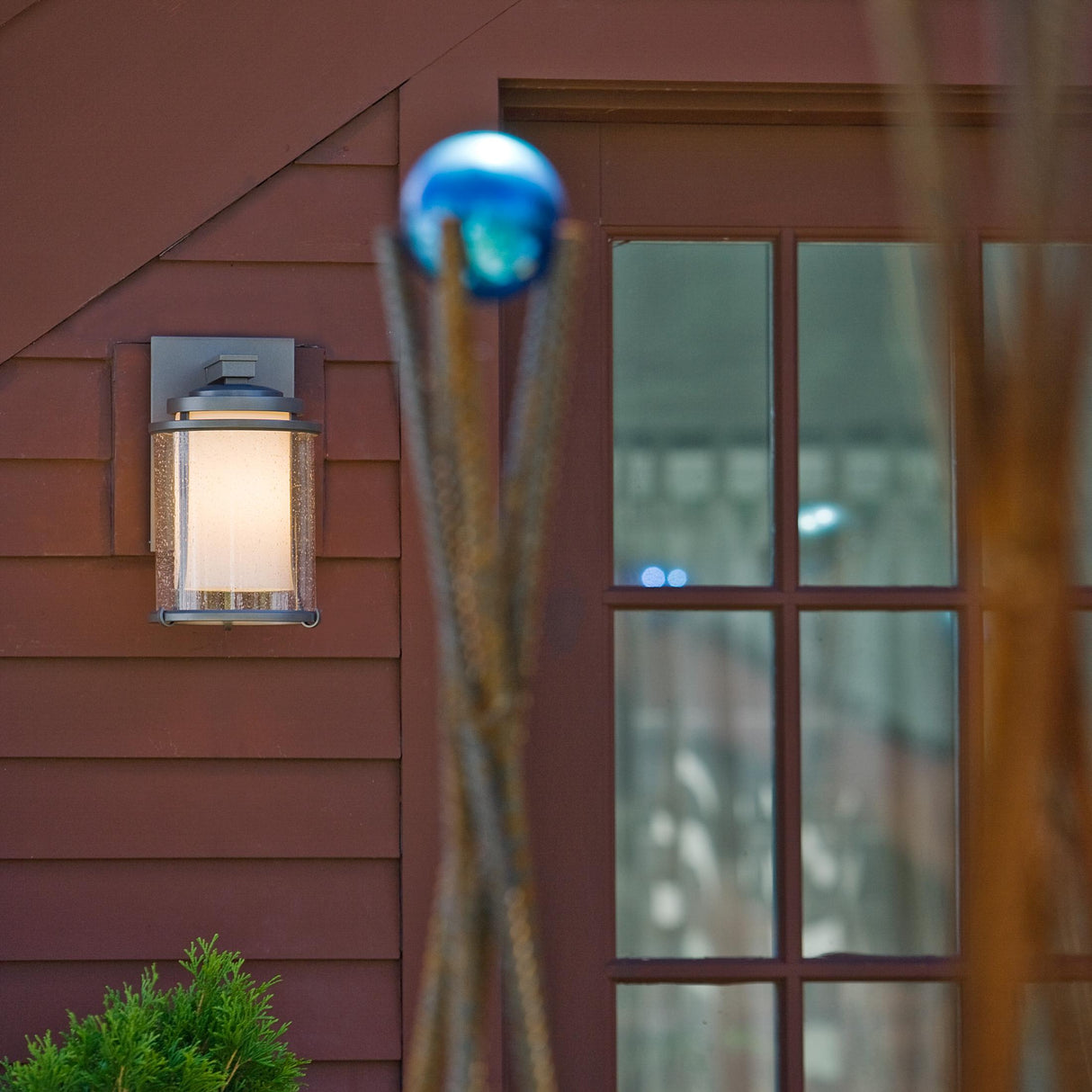 Hubbardton Forge 2010 Coastal Natural Iron Seeded Glass with Opal Diffuser (ZS) Meridian Small Outdoor Sconce
