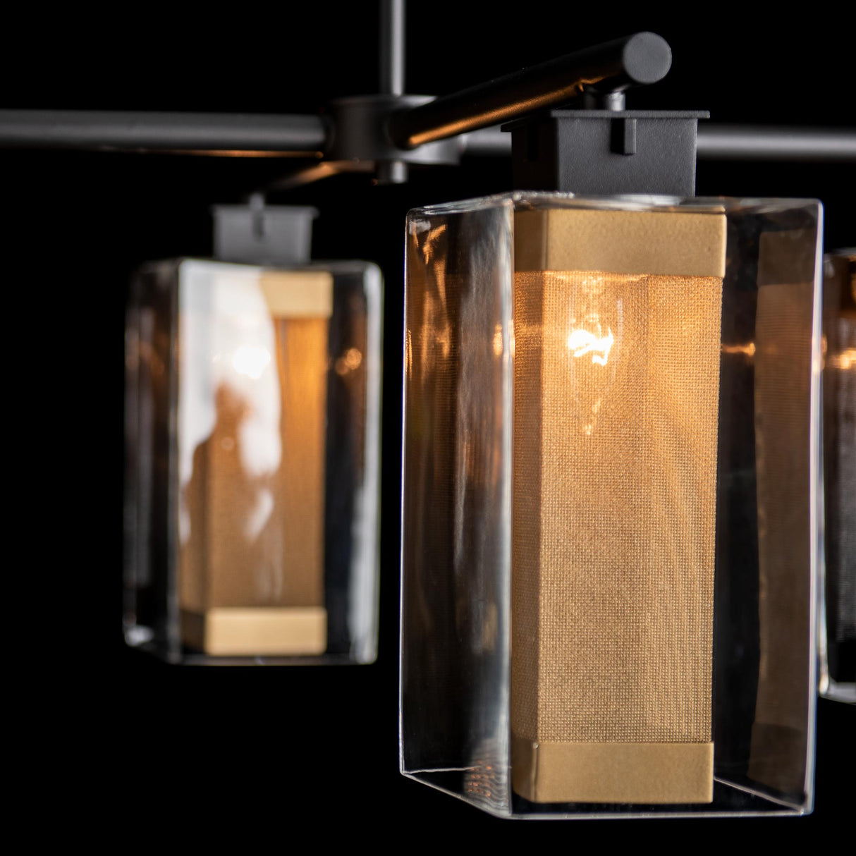 Hubbardton Forge 2021 Coastal Black Coastal Gold Clear Glass (ZM) Multi Polaris Outdoor 4-Light Pendant