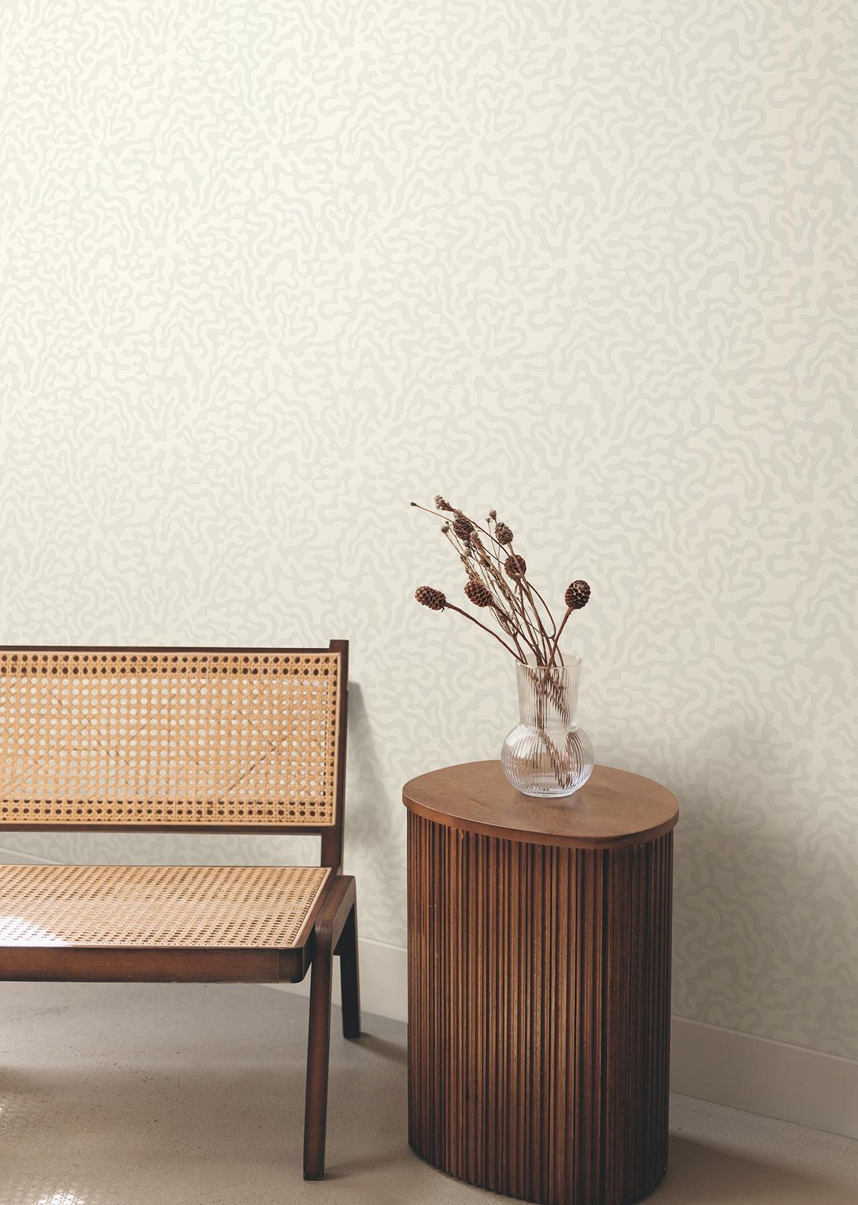 York Dove Grey Nebulous Cloud Off-White Wallpaper