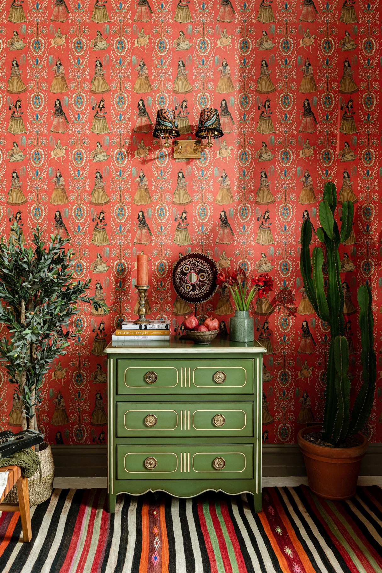 MindTheGap MAGHREBIAN FOLKTALE Rose Tales of Maghreb Wallpaper