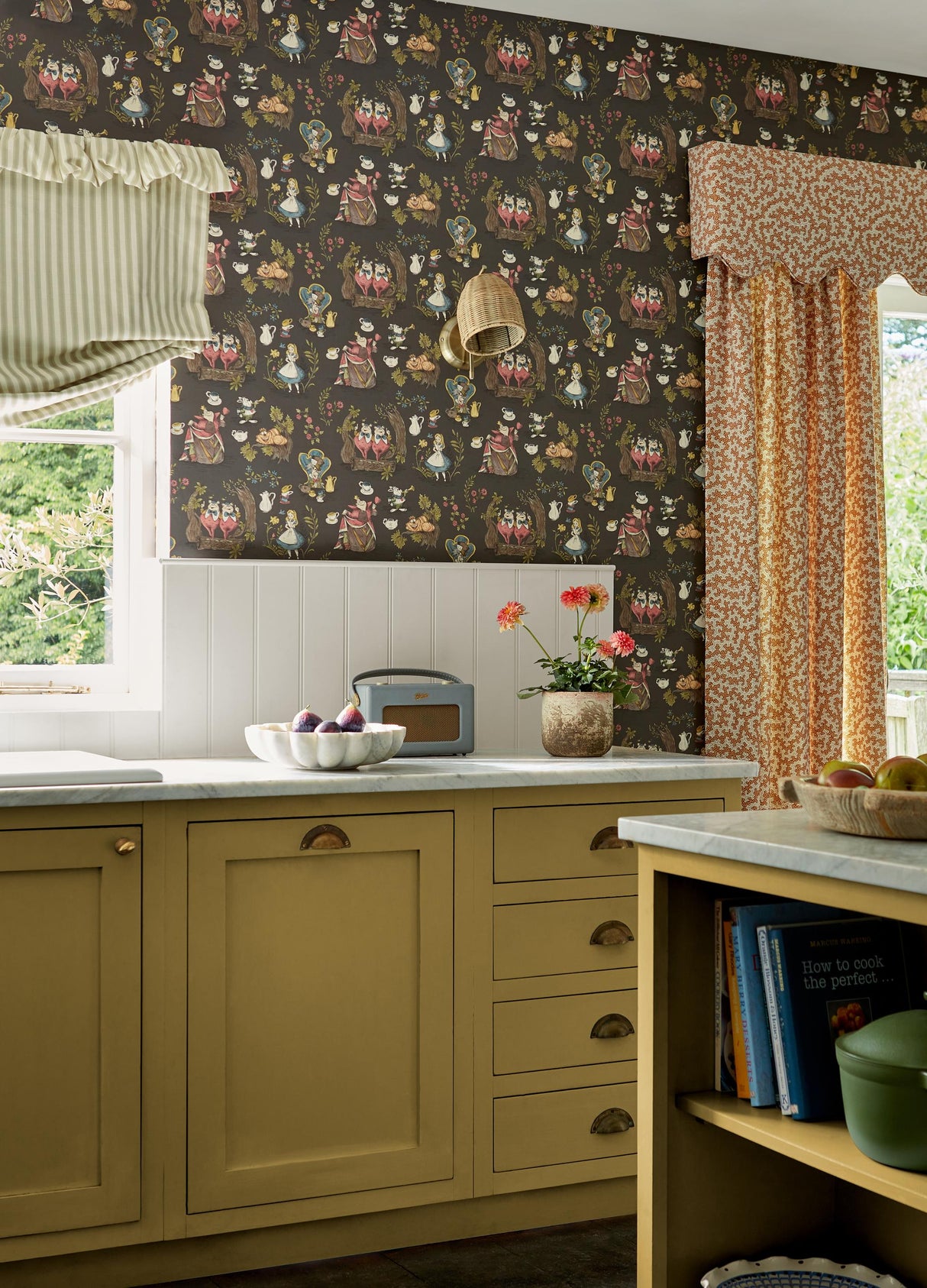 Sanderson Puddle blue Disney Home x Sanderson Wallpaper