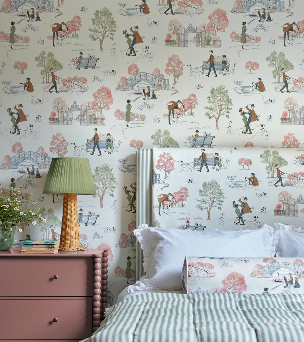 Sanderson Candy Floss Disney Home x Sanderson Wallpaper
