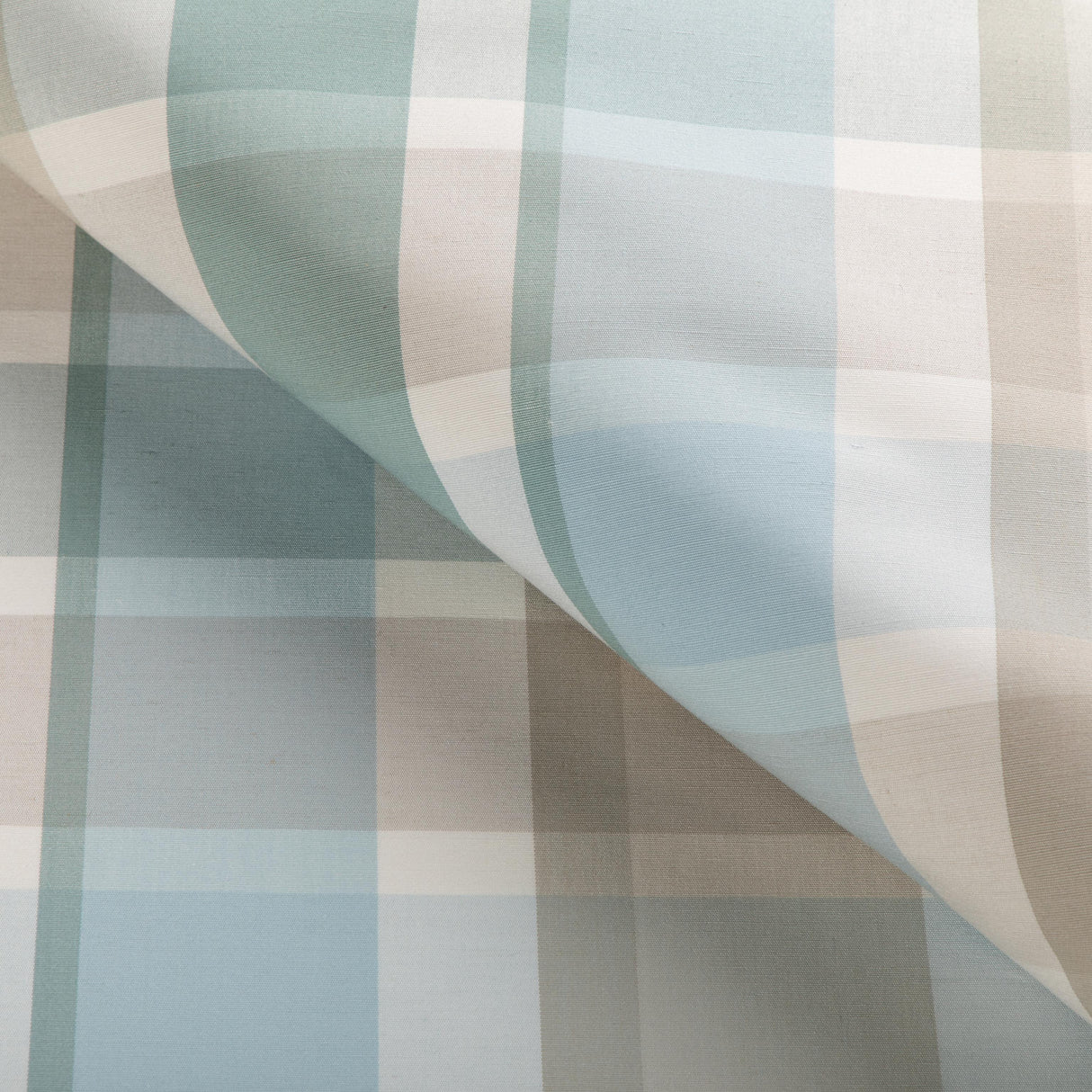 Lee Jofa FISHER PLAID SKY/STONE Fabric