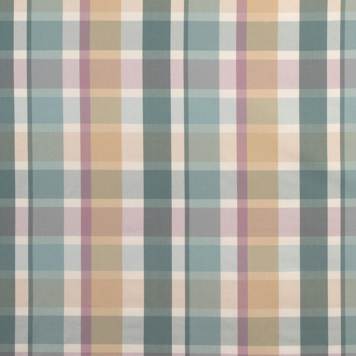 Lee Jofa FISHER PLAID LAKE/SAND Fabric