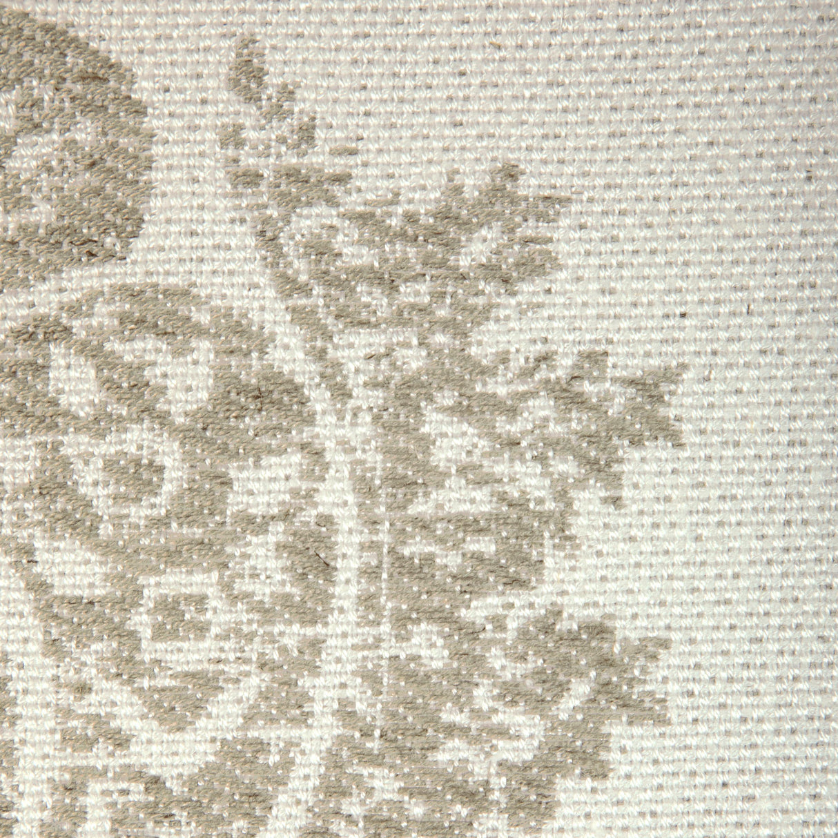 Kravet HEIRLOOMS WHEAT Upholstery Fabric