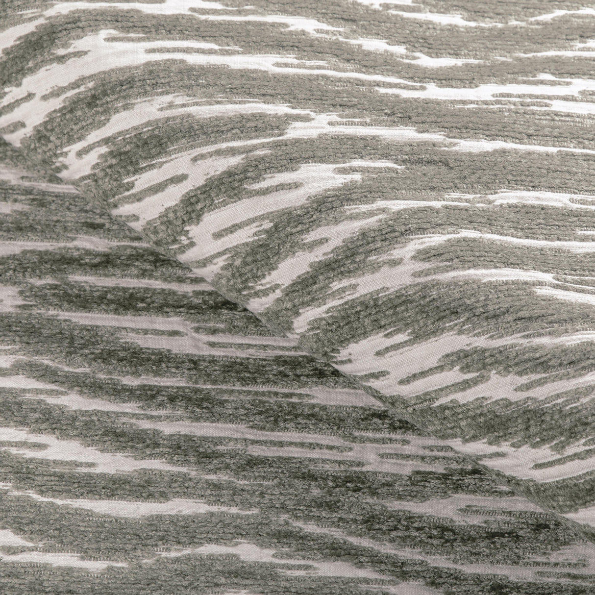 Kravet TUSCAN RIPPLES BARLEY Upholstery Fabric
