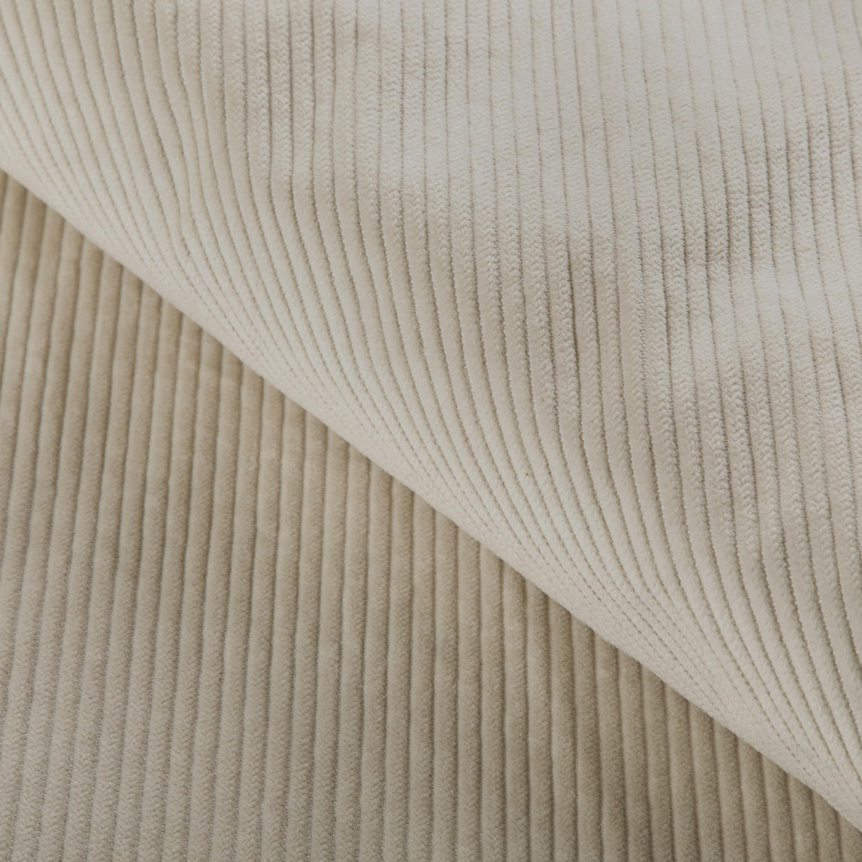 Kravet SMART 37006 1601 Upholstery Fabric