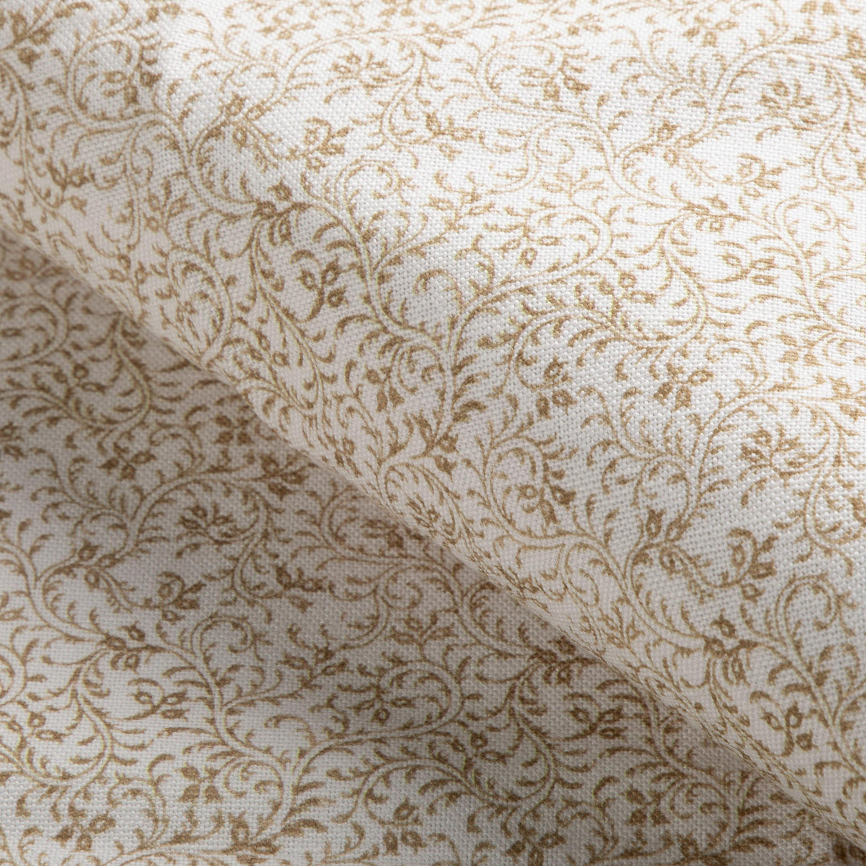 Brunschwig & Fils ANDUZE PRINT NATURAL Fabric
