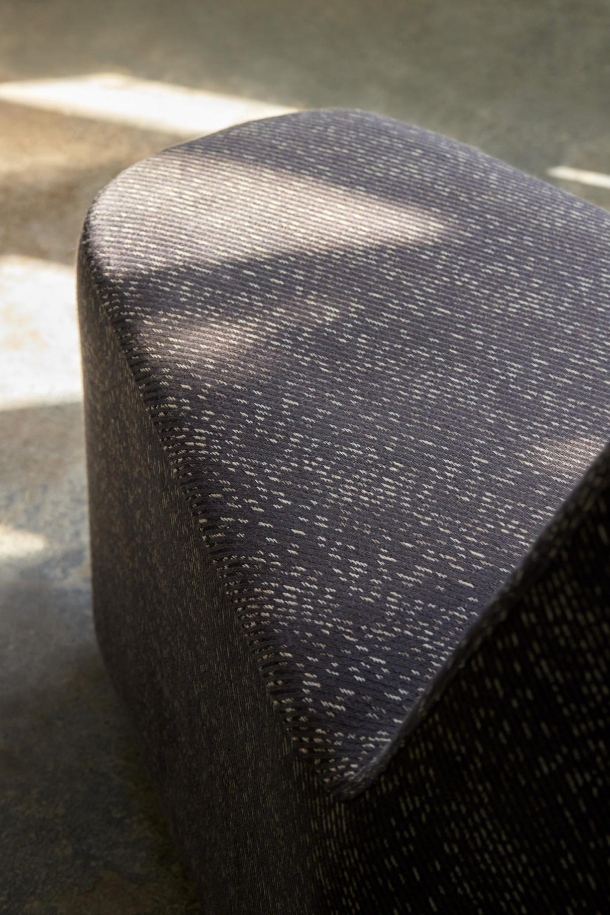 Lee Jofa HANA GRAPHITE Upholstery Fabric