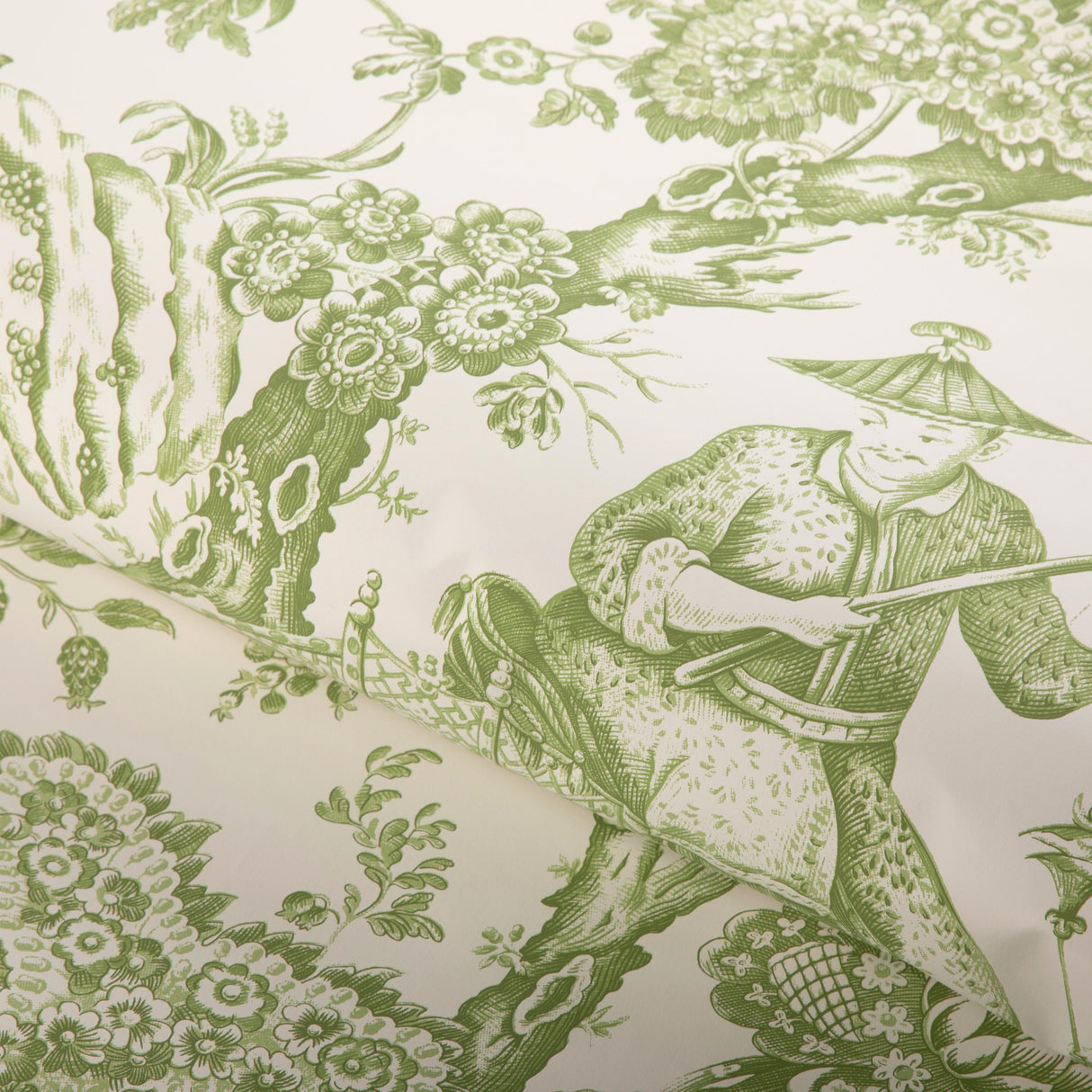 Brunschwig & Fils MARCEL LEAF Wallpaper
